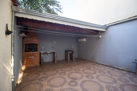 Casa para alugar com 190m², 3 quartos e 2 vagasÁrea de Serviço