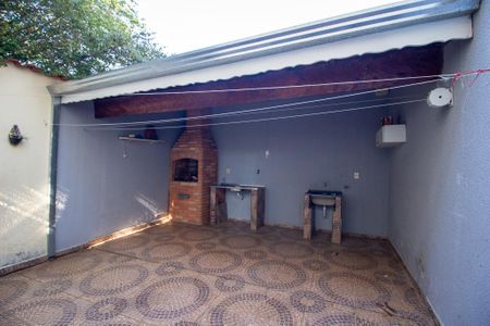Casa para alugar com 190m², 3 quartos e 2 vagasQuintal