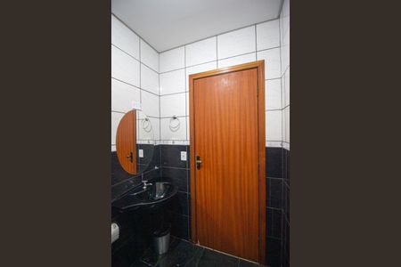 Casa para alugar com 190m², 3 quartos e 2 vagasBanheiro