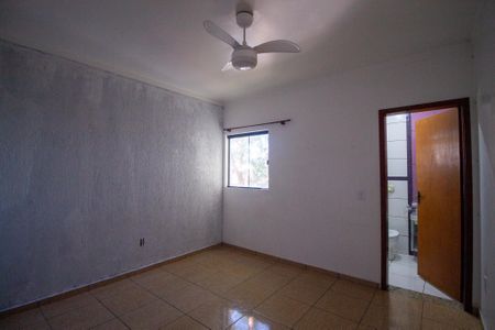 Casa para alugar com 190m², 3 quartos e 2 vagasSuíte 2