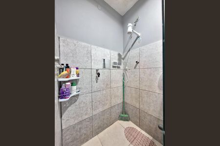 Casa para alugar com 180m², 3 quartos e 2 vagasBanheiro