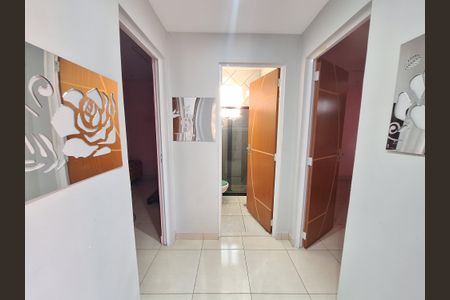 Casa para alugar com 180m², 3 quartos e 2 vagasCorredor
