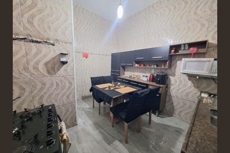Casa para alugar com 180m², 3 quartos e 2 vagasCozinha