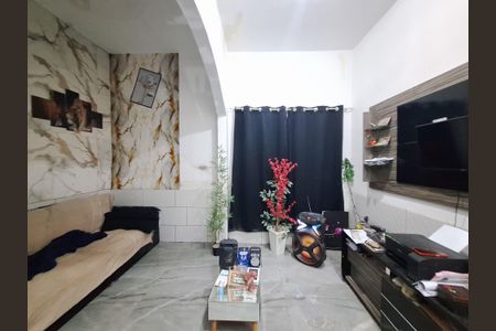 Casa para alugar com 180m², 3 quartos e 2 vagasSala