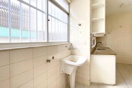 Apartamento à venda com 70m², 2 quartos e 1 vagaÁrea de Serviço