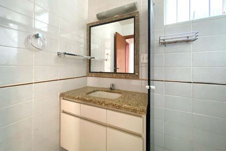 Apartamento à venda com 70m², 2 quartos e 1 vagaBanheiro