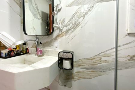 Apartamento à venda com 340m², 5 quartos e 3 vagasBanheiro da Suíte 1