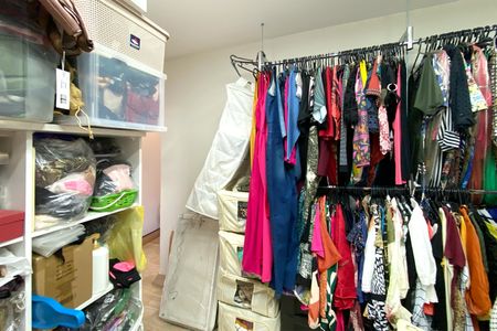 Apartamento à venda com 340m², 5 quartos e 3 vagasCloset da Suite 2