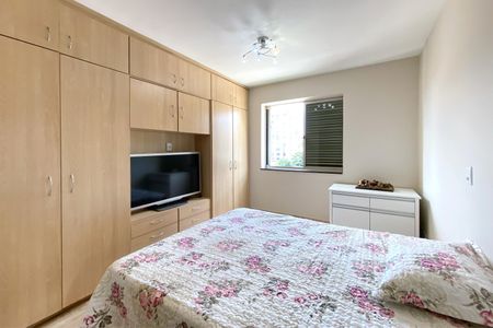 Apartamento à venda com 340m², 5 quartos e 3 vagasSuite 2