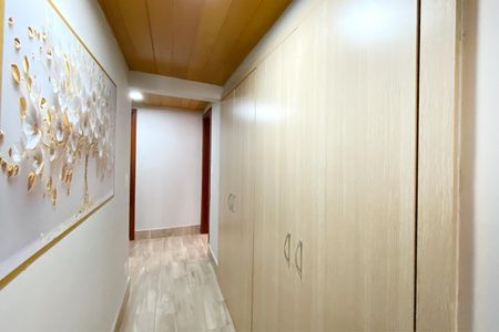 Apartamento à venda com 340m², 5 quartos e 3 vagasCorredor