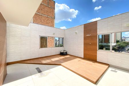 Apartamento à venda com 340m², 5 quartos e 3 vagasCobertura