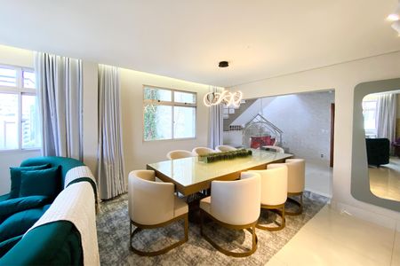 Apartamento à venda com 340m², 5 quartos e 3 vagasSala de Jantar