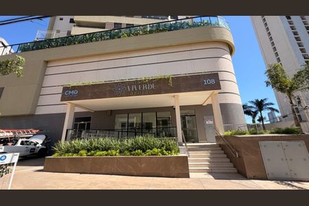 Apartamento para alugar com 75m², 2 quartos e 1 vagaFachada