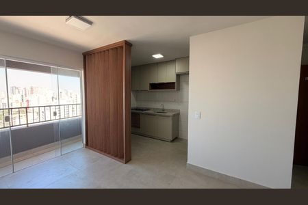 Apartamento para alugar com 75m², 2 quartos e 1 vagaDetalhe Sala
