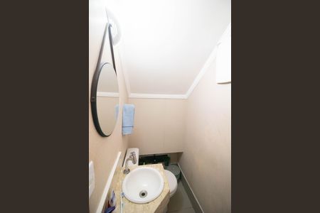 Casa à venda com 140m², 3 quartos e 4 vagasLAVABO