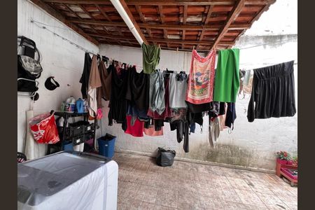 Casa de condomínio à venda com 140m², 3 quartos e 2 vagasÁrea de Serviço