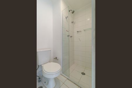 Apartamento para alugar com 65m², 2 quartos e 1 vaga Apartamento para alugar com 65m², 2 quartos e 1 vagaBanheiro 2