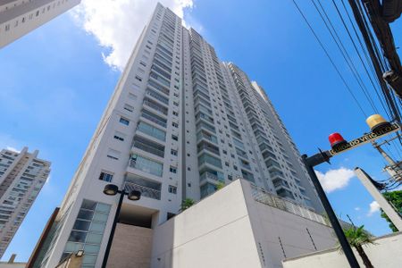 Apartamento para alugar com 65m², 2 quartos e 1 vaga Apartamento para alugar com 65m², 2 quartos e 1 vagaFachada
