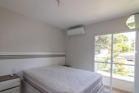 Suite de casa de condomínio à venda com 4 quartos, 206m² em Parque Taquaral, Campinas