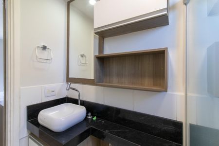 Casa de condomínio à venda com 206m², 4 quartos e 2 vagasBanheiro da Suíte