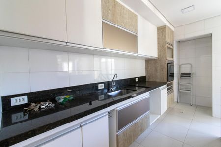 Casa de condomínio à venda com 206m², 4 quartos e 2 vagasCozinha