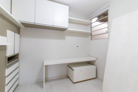 Casa de condomínio à venda com 206m², 4 quartos e 2 vagasEscritório