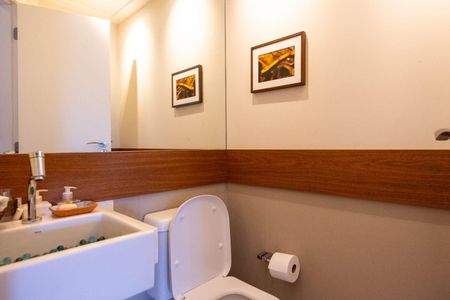 Apartamento à venda com 3 quartos, 200m² em Jardim das Acacias, São Paulo