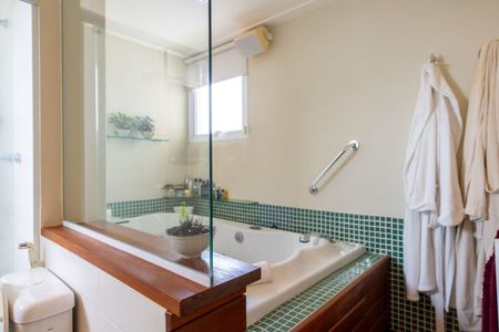 Apartamento à venda com 3 quartos, 200m² em Jardim das Acacias, São Paulo