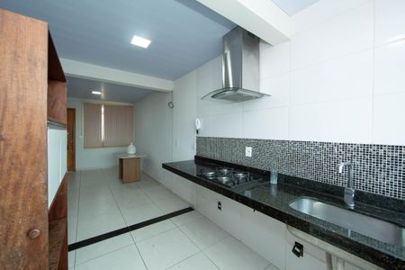 Apartamento para alugar com 60m², 2 quartos e 1 vagaCOZINHA