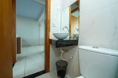 Apartamento para alugar com 60m², 2 quartos e 1 vagaBANHEIRO1