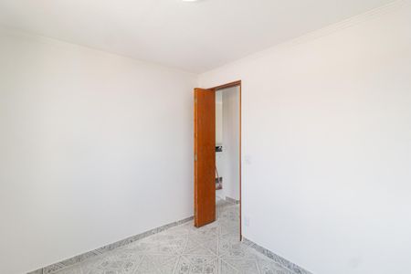 Quarto 1 de apartamento para alugar com 2 quartos, 50m² em Piratininga, Osasco