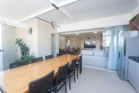 Apartamento à venda com 180m², 3 quartos e 2 vagas Apartamento à venda com 180m², 3 quartos e 2 vagasarea privativa - churrasqueira