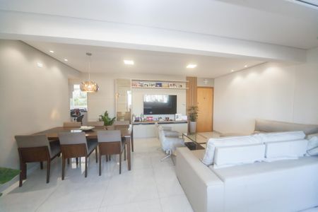 Apartamento à venda com 180m², 3 quartos e 2 vagas Apartamento à venda com 180m², 3 quartos e 2 vagassala