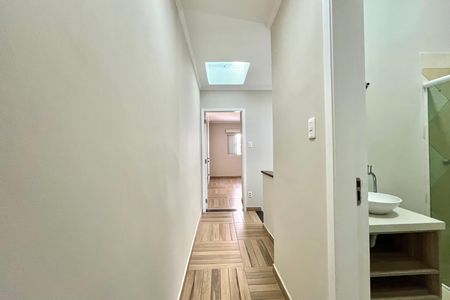 Casa à venda com 106m², 2 quartos e 1 vaga Casa à venda com 106m², 2 quartos e 1 vagaCorredor