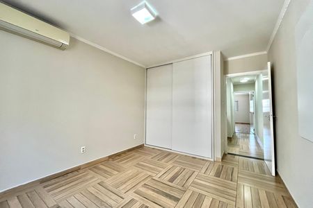 Casa à venda com 106m², 2 quartos e 1 vaga Casa à venda com 106m², 2 quartos e 1 vagaQuarto 1
