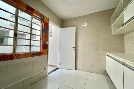 Casa à venda com 106m², 2 quartos e 1 vaga Casa à venda com 106m², 2 quartos e 1 vagaÁrea de Serviço