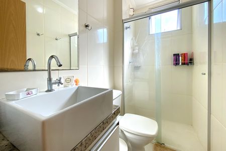 Apartamento para alugar com 52m², 2 quartos e 1 vagaBanheiro