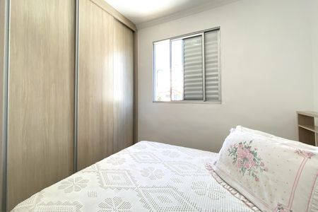 Quarto 1 de apartamento para alugar com 2 quartos, 52m² em Nova Vista, Belo Horizonte
