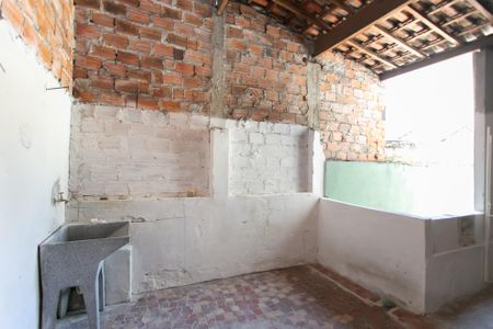 Casa para alugar com 5000m², 3 quartos e 1 vagaÁrea de Serviço 