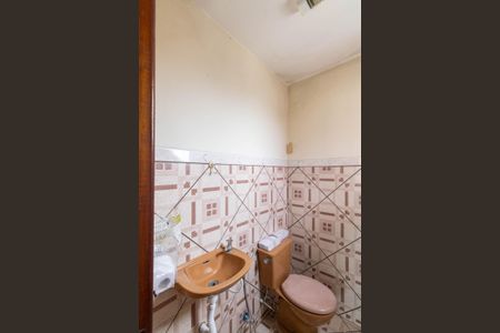 Casa para alugar com 320m², 3 quartos e 3 vagasBanheiro de serviço 1