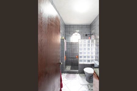 Casa para alugar com 320m², 3 quartos e 3 vagasBanheiro