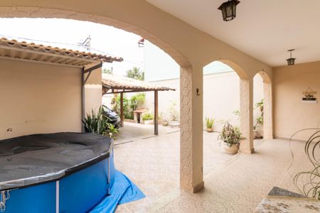 Casa para alugar com 320m², 3 quartos e 3 vagasÁrea externa