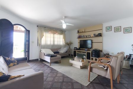 Sala de casa à venda com 3 quartos, 330m² em Jardim Nossa Senhora do Carmo, São Paulo