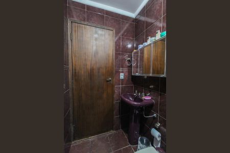 Casa à venda com 330m², 3 quartos e 3 vagasBanheiro da Suíte