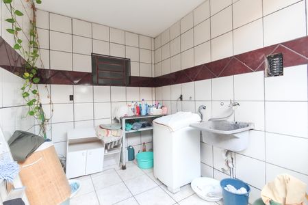 Casa à venda com 330m², 3 quartos e 3 vagasÁrea de Serviço