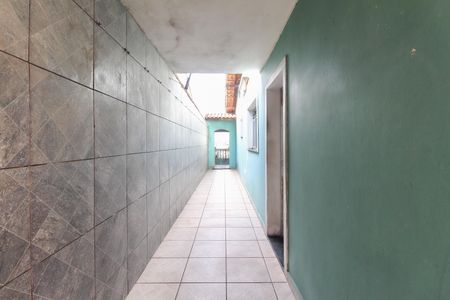Casa à venda com 330m², 3 quartos e 3 vagasCorredor Externo