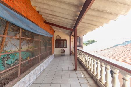 Casa à venda com 330m², 3 quartos e 3 vagasVaranda