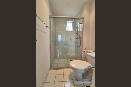 Apartamento à venda com 74m², 2 quartos e 2 vagasBanheiro 
