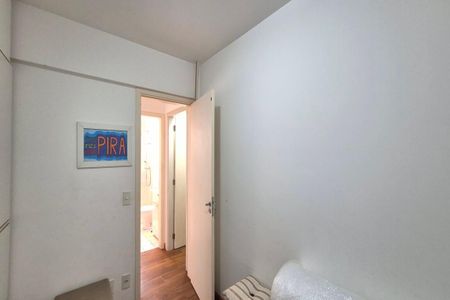 Apartamento à venda com 74m², 2 quartos e 2 vagasQuarto 1 