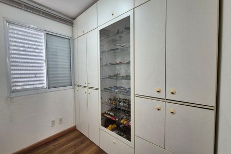 Quarto 1  de apartamento à venda com 2 quartos, 74m² em Jardim Nova Europa, Campinas